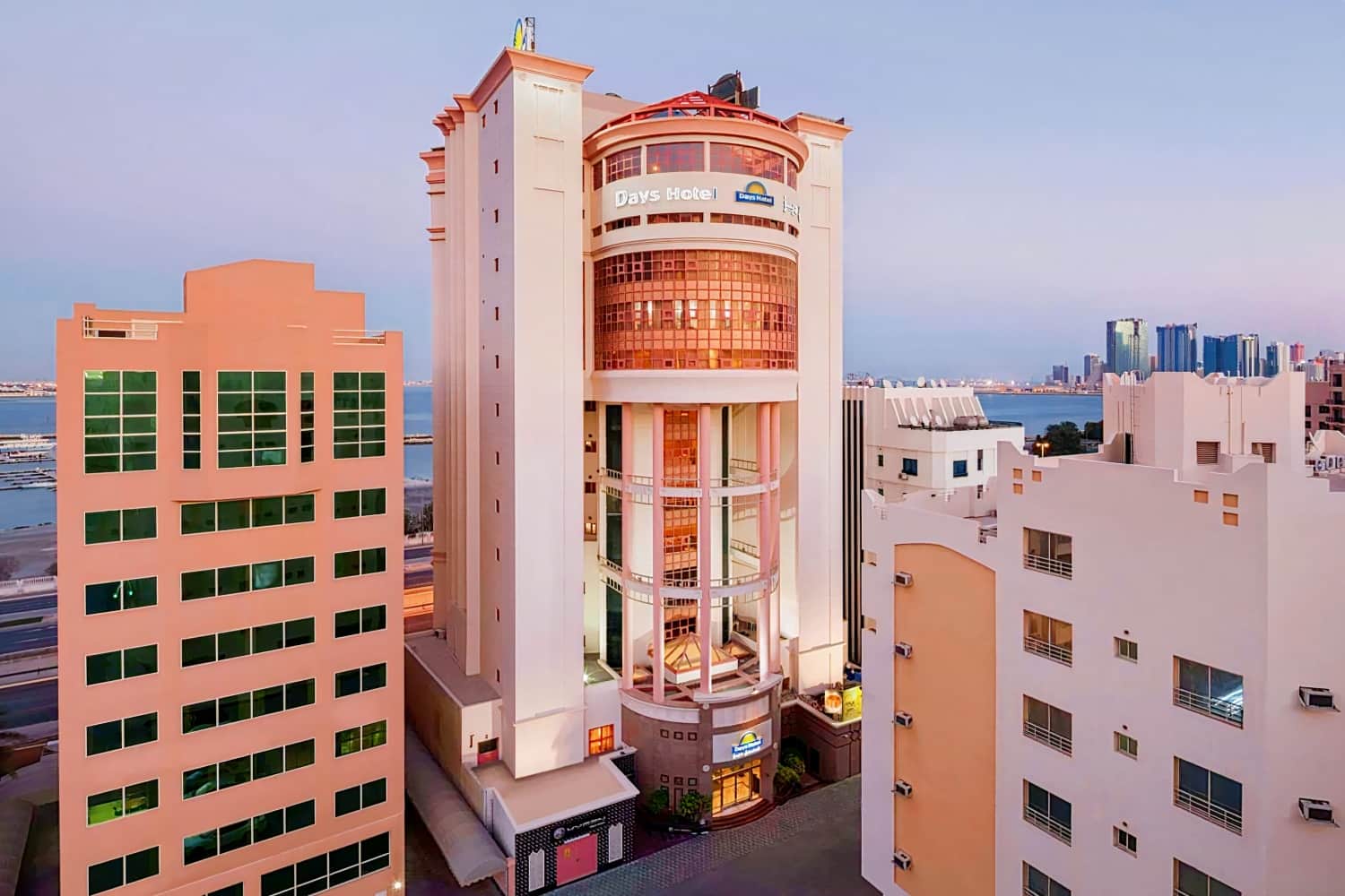 Happy Days Hotel